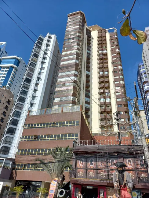 Apartamento com 3 quartos à venda, 153m2 em Centro, Balneario Camboriu - SC - imagem 1 Foto 1 de Apartamento com 3 quartos à venda, 153m2 em Centro, Balneario Camboriu - SC