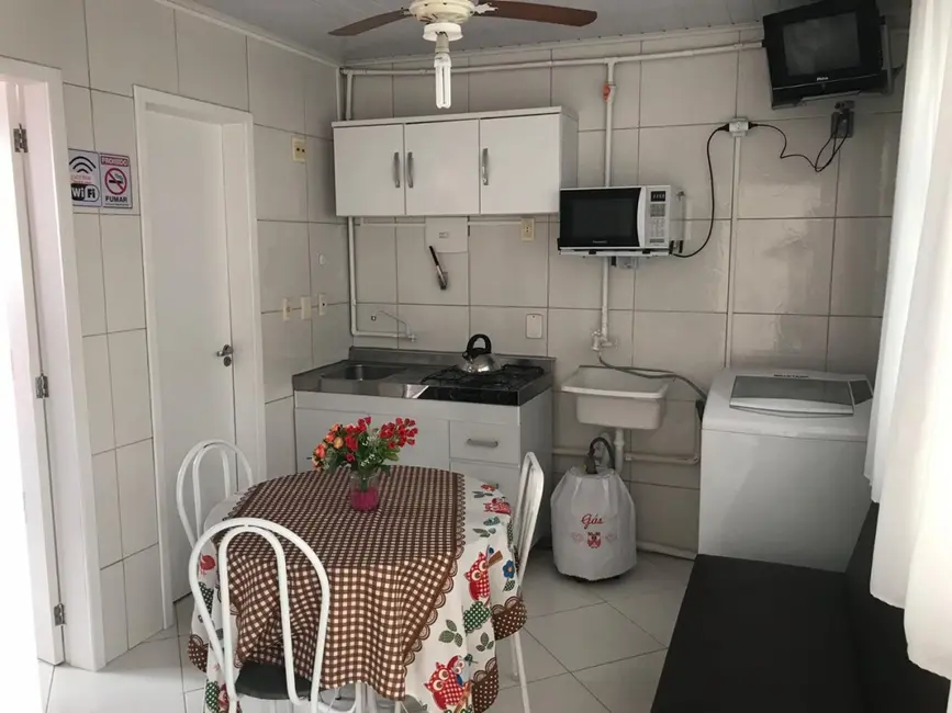 Hotel / Motel com 29 quartos à venda, 641m2 em Centro, Balneario Camboriu - SC - imagem 6 Foto 6 de Hotel / Motel com 29 quartos à venda, 641m2 em Centro, Balneario Camboriu - SC