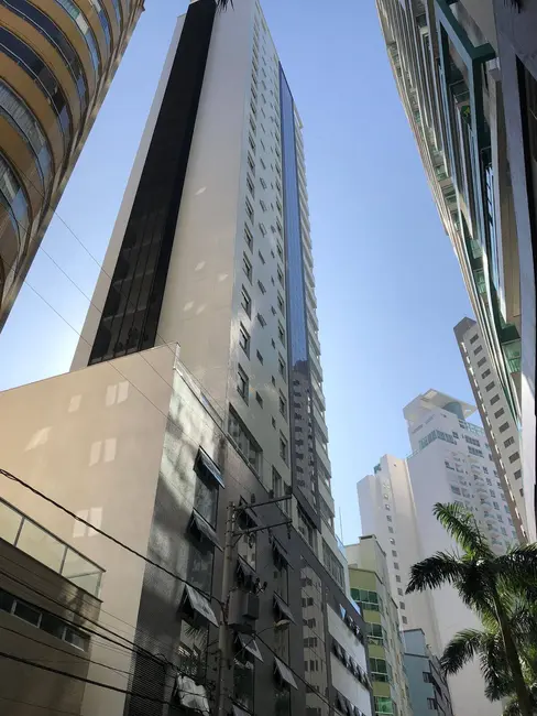 Apartamento com 4 quartos à venda, 171m2 em Centro, Balneario Camboriu - SC - imagem 5 Foto 5 de Apartamento com 4 quartos à venda, 171m2 em Centro, Balneario Camboriu - SC