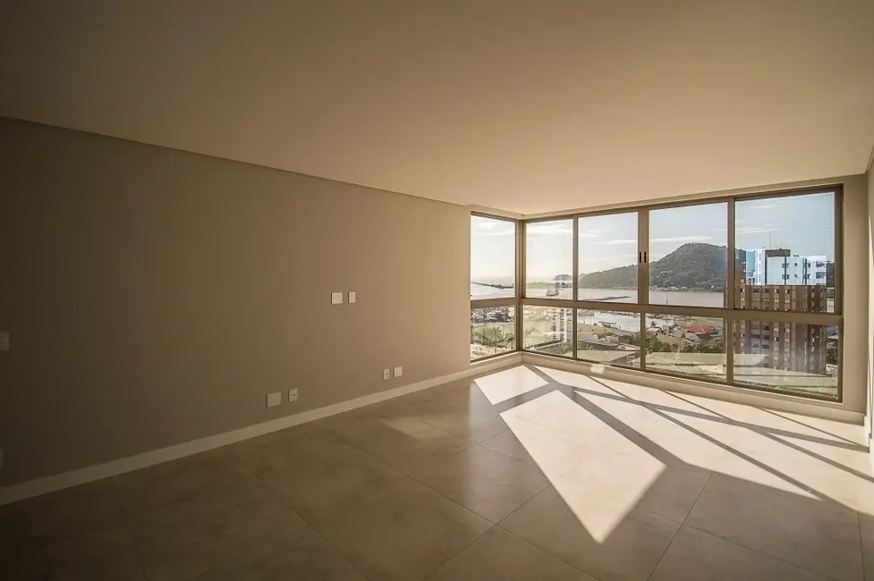 Foto 9 de Apartamento com 3 quartos à venda em Centro, Itajai - SC
