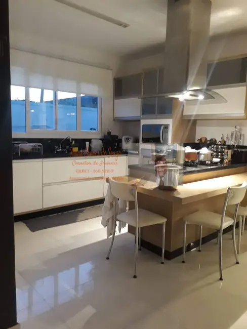 Foto 5 de Casa de Condomínio com 5 quartos à venda, 550m2 em Bosque do Vianna, Cotia - SP