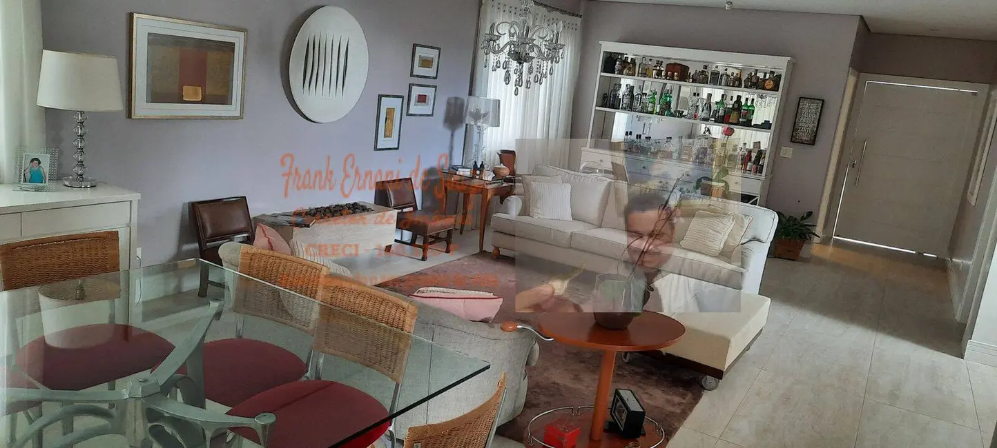 Foto 3 de Casa de Condomínio com 5 quartos à venda, 550m2 em Bosque do Vianna, Cotia - SP