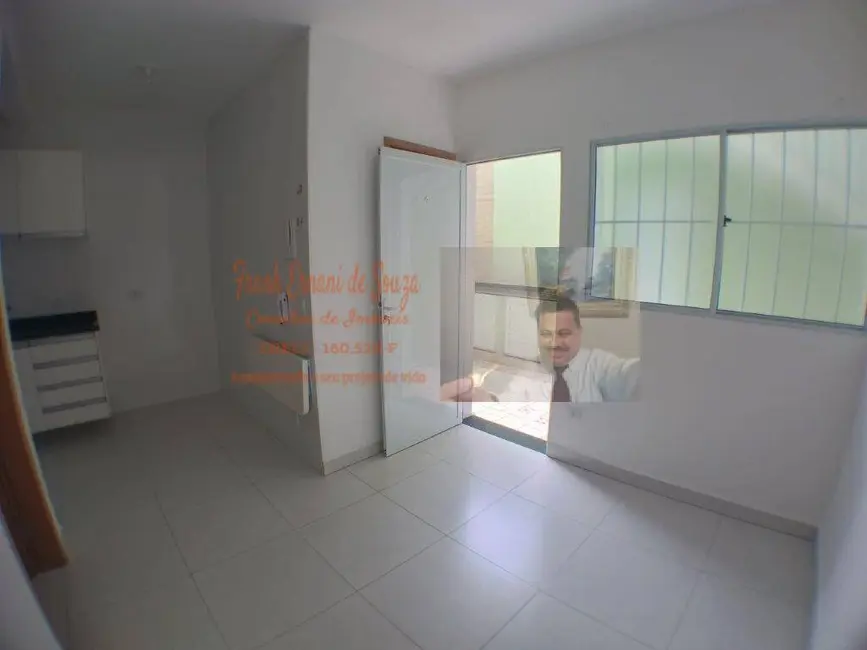 Foto 1 de Casa de Condomínio com 1 quarto para alugar, 32m2 em Vila Brasílio Machado, São Paulo - SP