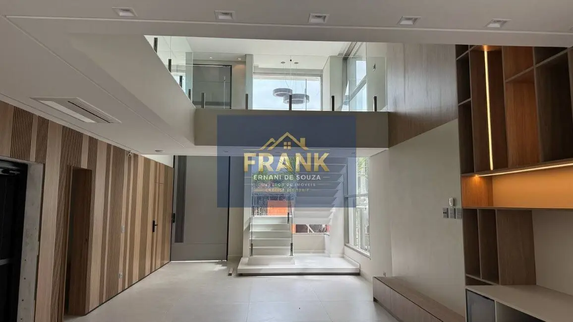 Foto 5 de Casa com 6 quartos à venda, 448m2 em Bertioga - SP