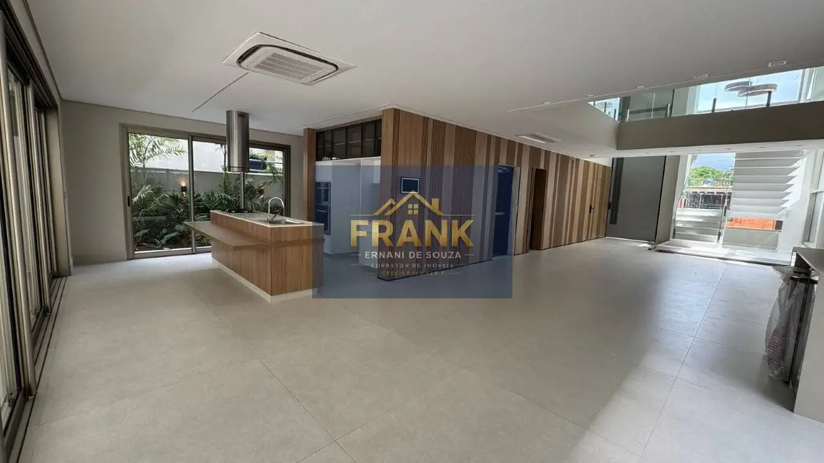 Foto 1 de Casa com 6 quartos à venda, 448m2 em Bertioga - SP