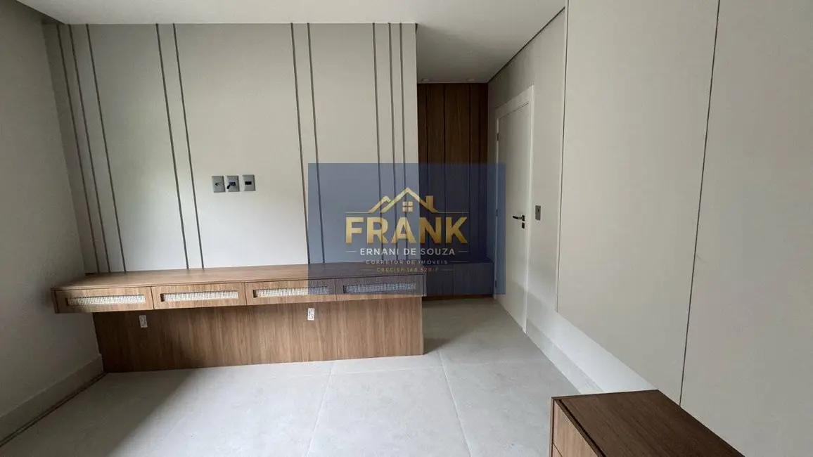 Foto 7 de Casa com 6 quartos à venda, 448m2 em Bertioga - SP