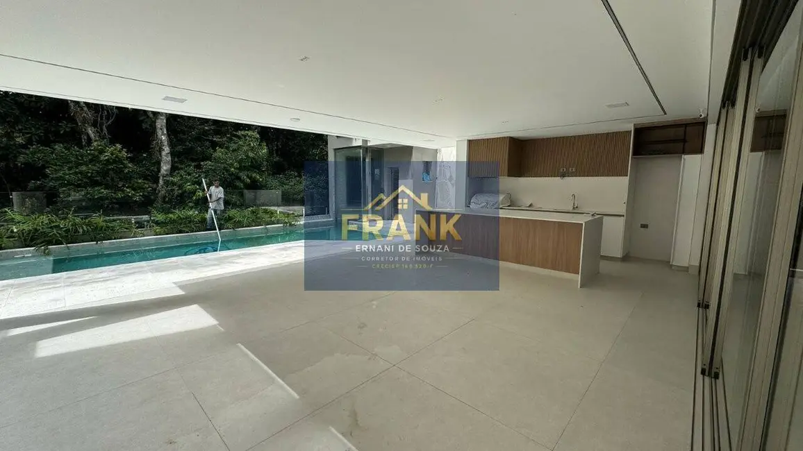 Foto 3 de Casa com 6 quartos à venda, 448m2 em Bertioga - SP