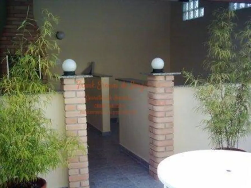 Sobrado com 4 quartos à venda, 200m2 em Cidade Vargas, São Paulo - SP - imagem 3 Foto 3 de Sobrado com 4 quartos à venda, 200m2 em Cidade Vargas, São Paulo - SP