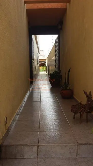 Sobrado com 4 quartos à venda, 200m2 em Cidade Vargas, São Paulo - SP - imagem 4 Foto 4 de Sobrado com 4 quartos à venda, 200m2 em Cidade Vargas, São Paulo - SP