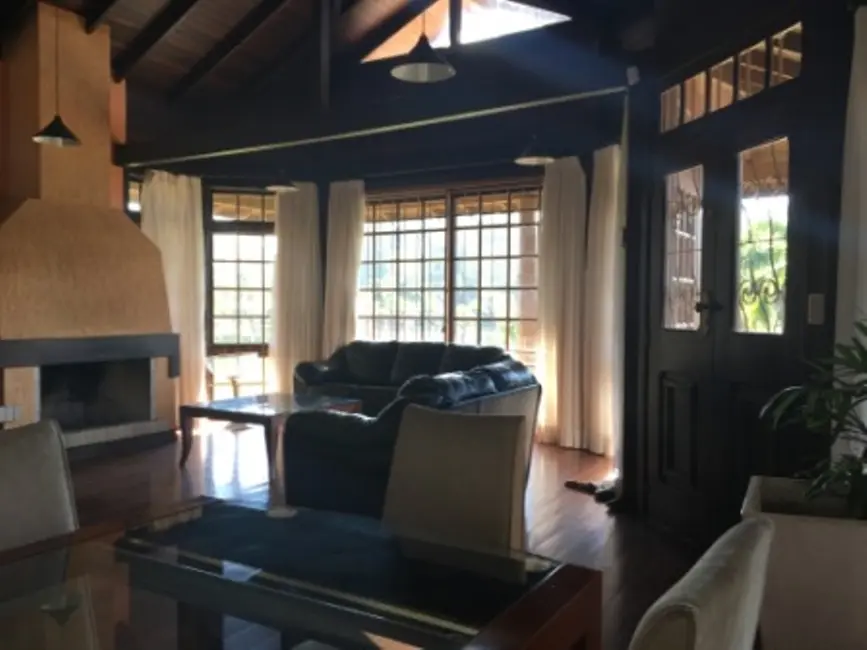 Foto 2 de Chácara com 3 quartos à venda, 20000m2 em Fiuza, Viamao - RS