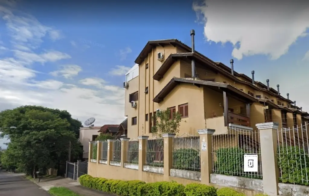 Foto 2 de Casa com 3 quartos à venda, 203m2 em Jardim Itu, Porto Alegre - RS
