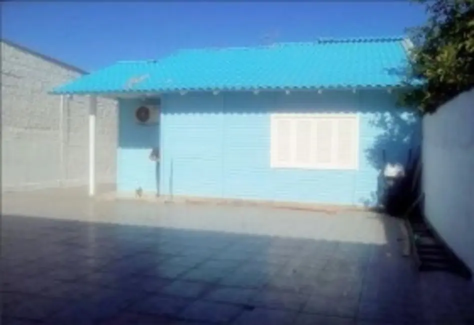 Foto 1 de Casa com 2 quartos à venda, 150m2 em Alvorada RS - RS