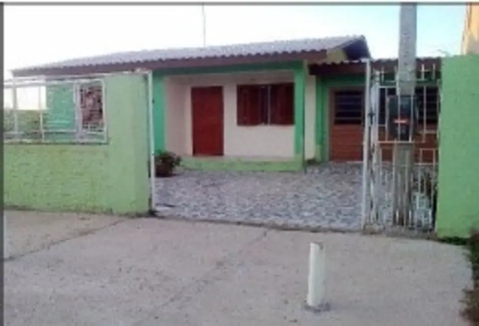 Foto 1 de Casa com 2 quartos à venda, 70m2 em Alvorada RS - RS
