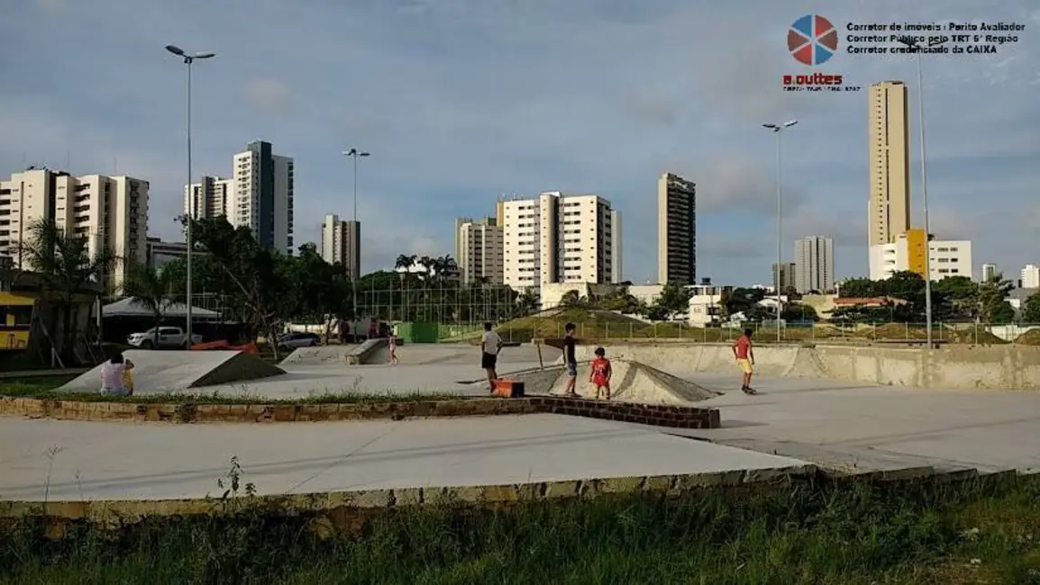 Apartamento com 3 quartos à venda, 63m2 em Casa Amarela, Recife - PE - imagem 4 Foto 4 de Apartamento com 3 quartos à venda, 63m2 em Casa Amarela, Recife - PE