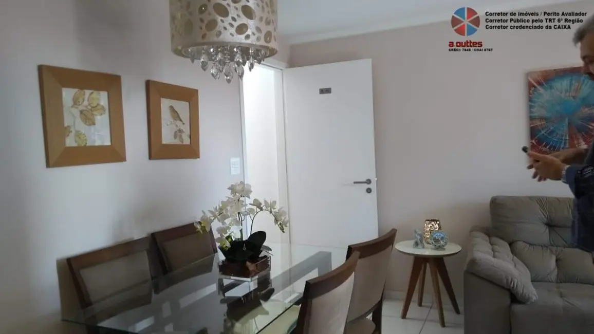 Foto 4 de Apartamento com 2 quartos à venda, 62m2 em Encruzilhada, Recife - PE