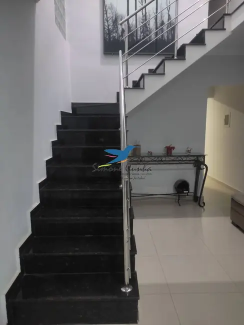 Casa com 4 quartos à venda em Sao Jose Dos Campos - SP - imagem 9 Foto 9 de Casa com 4 quartos à venda em Sao Jose Dos Campos - SP