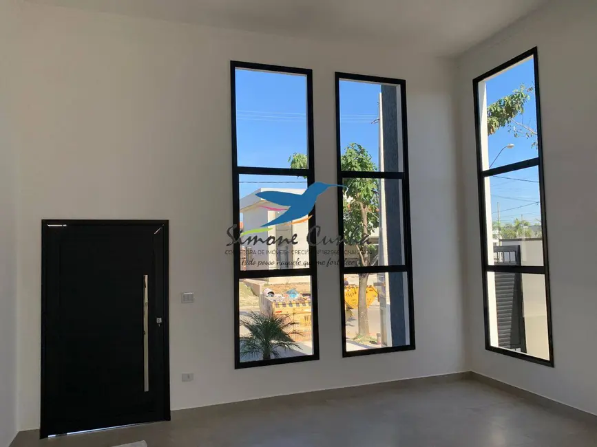 Foto 3 de Casa de Condomínio com 3 quartos à venda, 300m2 em Cacapava - SP