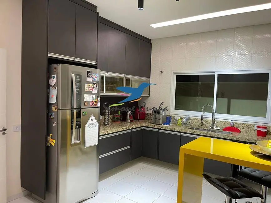 Casa de Condomínio com 3 quartos à venda, 300m2 em Vila Paraíso, Cacapava - SP - imagem 7 Foto 7 de Casa de Condomínio com 3 quartos à venda, 300m2 em Vila Paraíso, Cacapava - SP