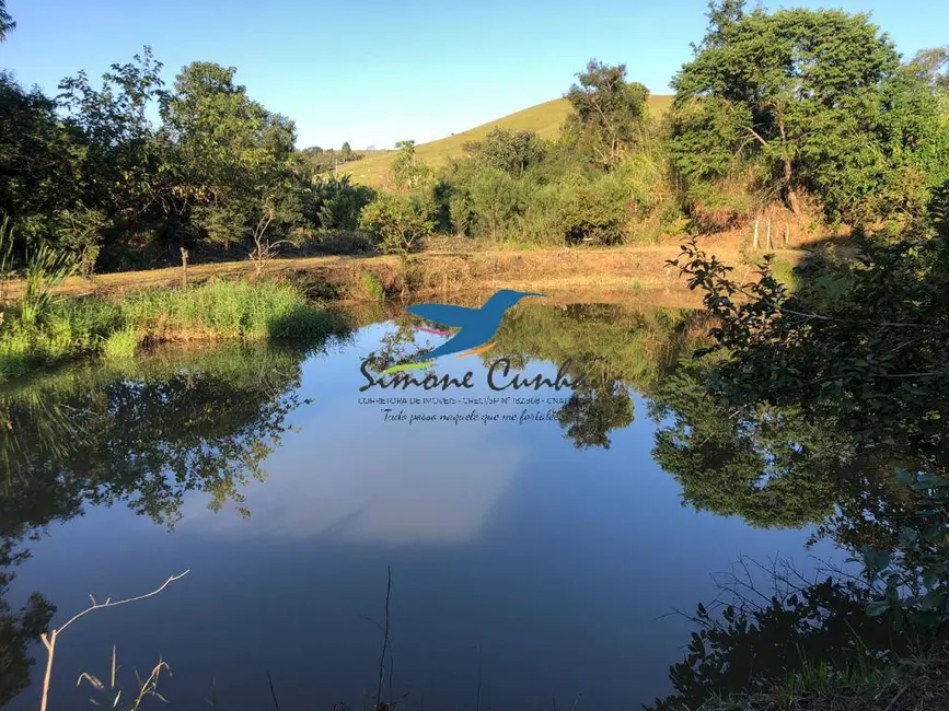 Foto 1 de Chácara com 3 quartos à venda, 23000m2 em Registro, Taubate - SP