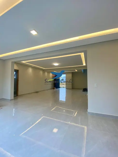 Casa com 3 quartos à venda, 240m2 em Cacapava - SP - imagem 5 Foto 5 de Casa com 3 quartos à venda, 240m2 em Cacapava - SP