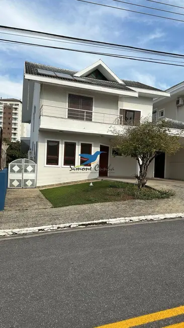 Foto 2 de Casa de Condomínio com 4 quartos à venda, 450m2 em Sao Jose Dos Campos - SP
