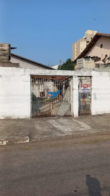 Foto 1 de Terreno / Lote à venda, 300m2 em Sao Jose Dos Campos - SP