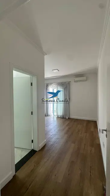 Casa com 5 quartos à venda e para alugar, 345m2 em Jardim Altos de Santana I, Jacarei - SP - imagem 9 Foto 9 de Casa com 5 quartos à venda e para alugar, 345m2 em Jardim Altos de Santana I, Jacarei - SP