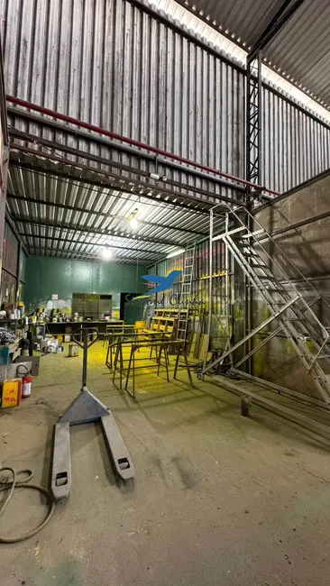 Foto 4 de Armazém / Galpão para alugar, 3000m2 em Santa Luzia, Cacapava - SP