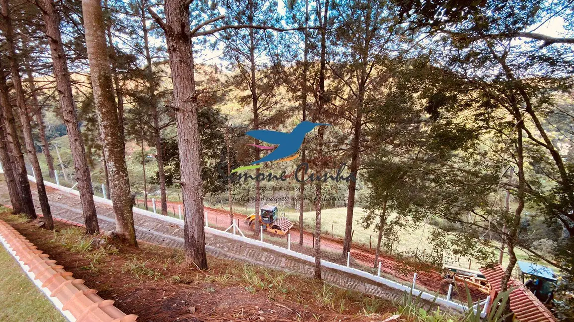 Chácara com 3 quartos à venda, 190m2 em Monteiro Lobato - SP - imagem 5 Foto 5 de Chácara com 3 quartos à venda, 190m2 em Monteiro Lobato - SP