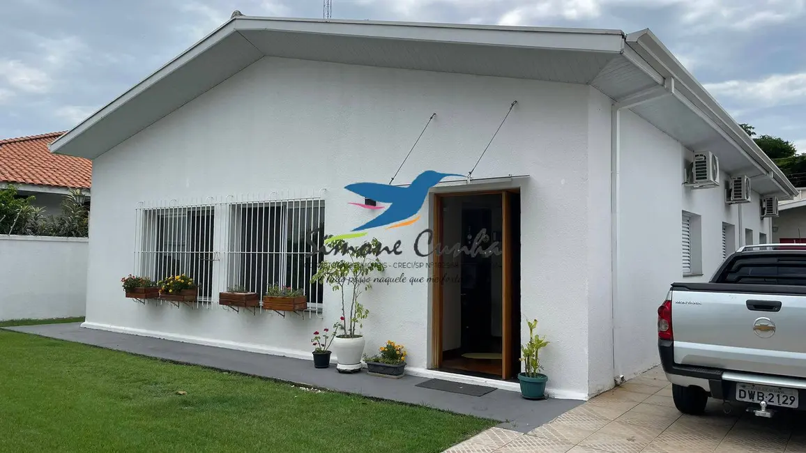 Foto 1 de Casa com 3 quartos à venda, 450m2 em Sao Jose Dos Campos - SP