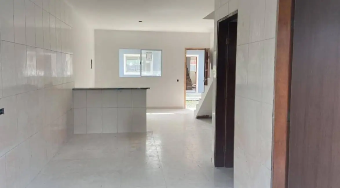 Casa de Condomínio com 2 quartos à venda, 90m2 em Itanhaem - SP - imagem 6 Foto 6 de Casa de Condomínio com 2 quartos à venda, 90m2 em Itanhaem - SP