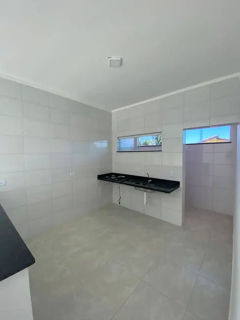 Foto 9 de Casa com 2 quartos à venda, 75m2 em Itanhaem - SP
