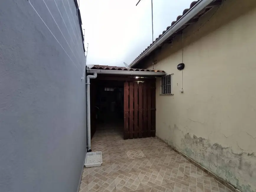 Foto 4 de Casa com 2 quartos à venda, 50m2 em Itanhaem - SP