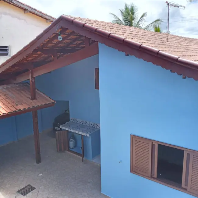 Foto 1 de Casa com 3 quartos à venda, 216m2 em Itanhaem - SP