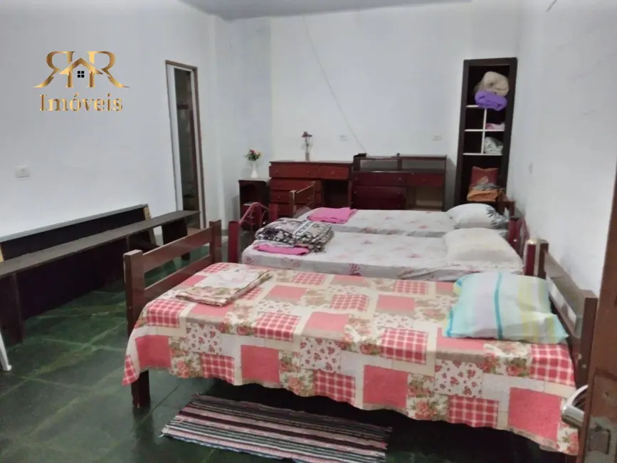 Foto 9 de Casa com 4 quartos à venda, 166m2 em Itanhaem - SP