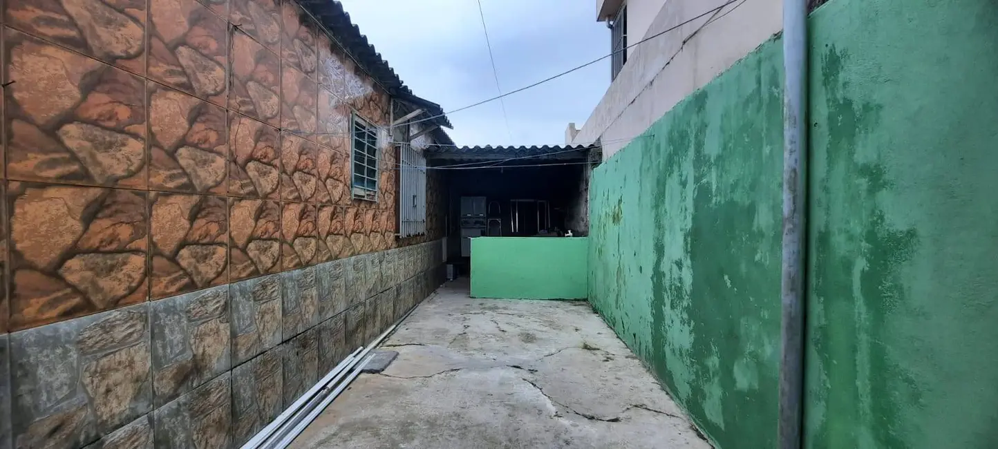Foto 7 de Casa com 2 quartos à venda, 90m2 em Itanhaem - SP