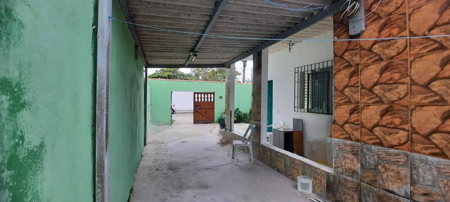 Foto 6 de Casa com 2 quartos à venda, 90m2 em Itanhaem - SP