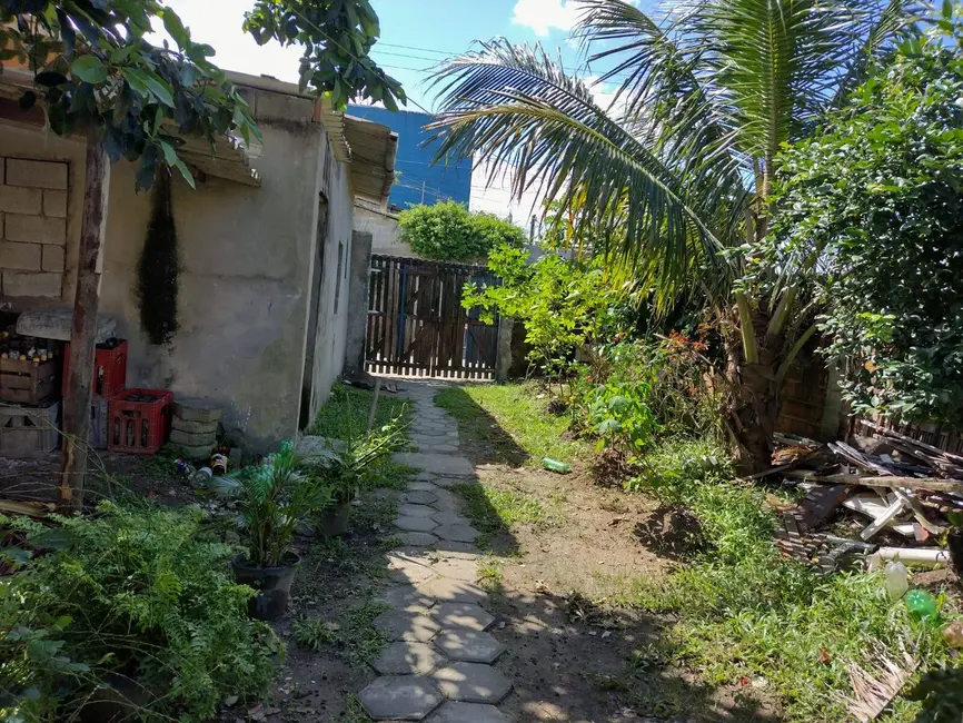 Foto 5 de Casa com 2 quartos à venda, 150m2 em Itanhaem - SP