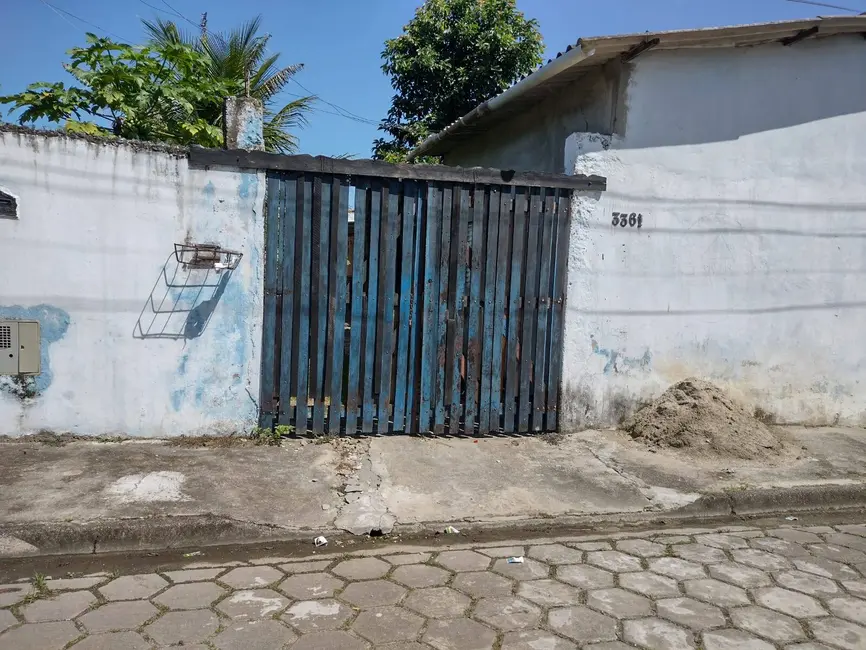 Foto 1 de Casa com 2 quartos à venda, 150m2 em Itanhaem - SP