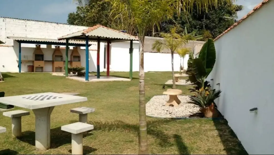 Casa de Condomínio com 2 quartos à venda, 42m2 em Itanhaem - SP - imagem 5 Foto 5 de Casa de Condomínio com 2 quartos à venda, 42m2 em Itanhaem - SP