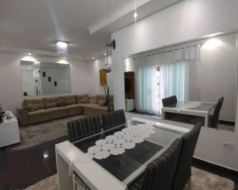 Foto 6 de Casa com 3 quartos à venda, 180m2 em Itanhaem - SP