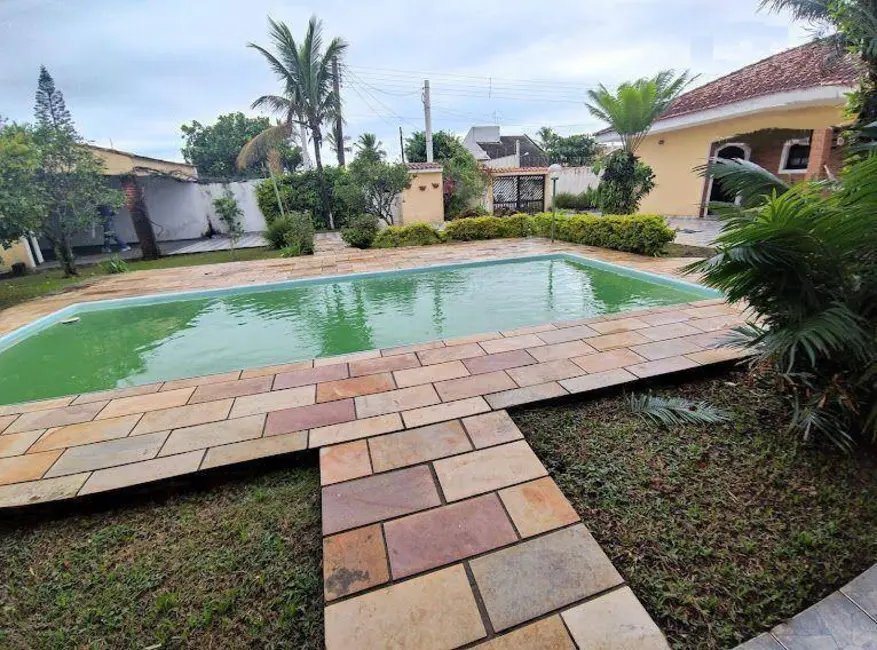 Foto 8 de Casa com 5 quartos à venda, 260m2 em Itanhaem - SP