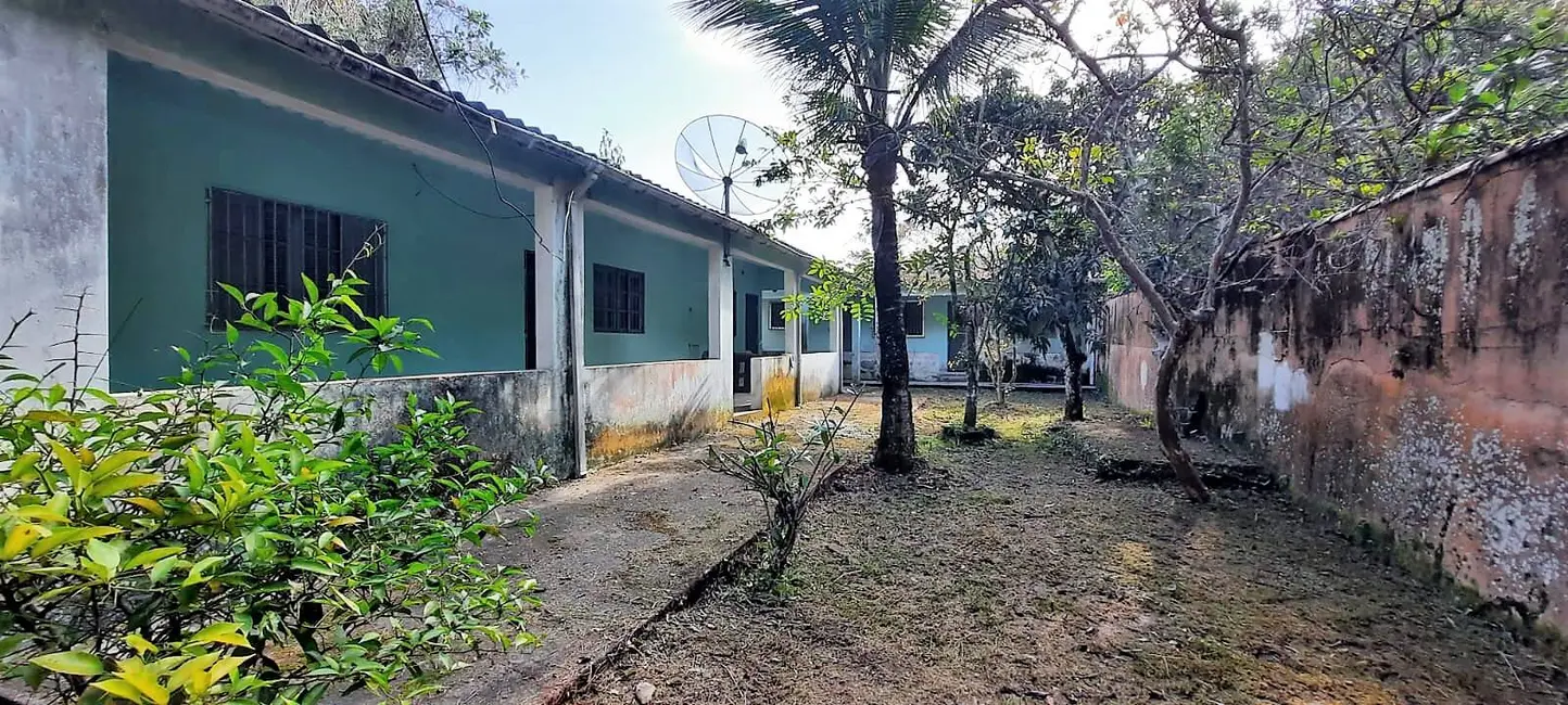 Foto 1 de Casa com 2 quartos à venda, 169m2 em Itanhaem - SP