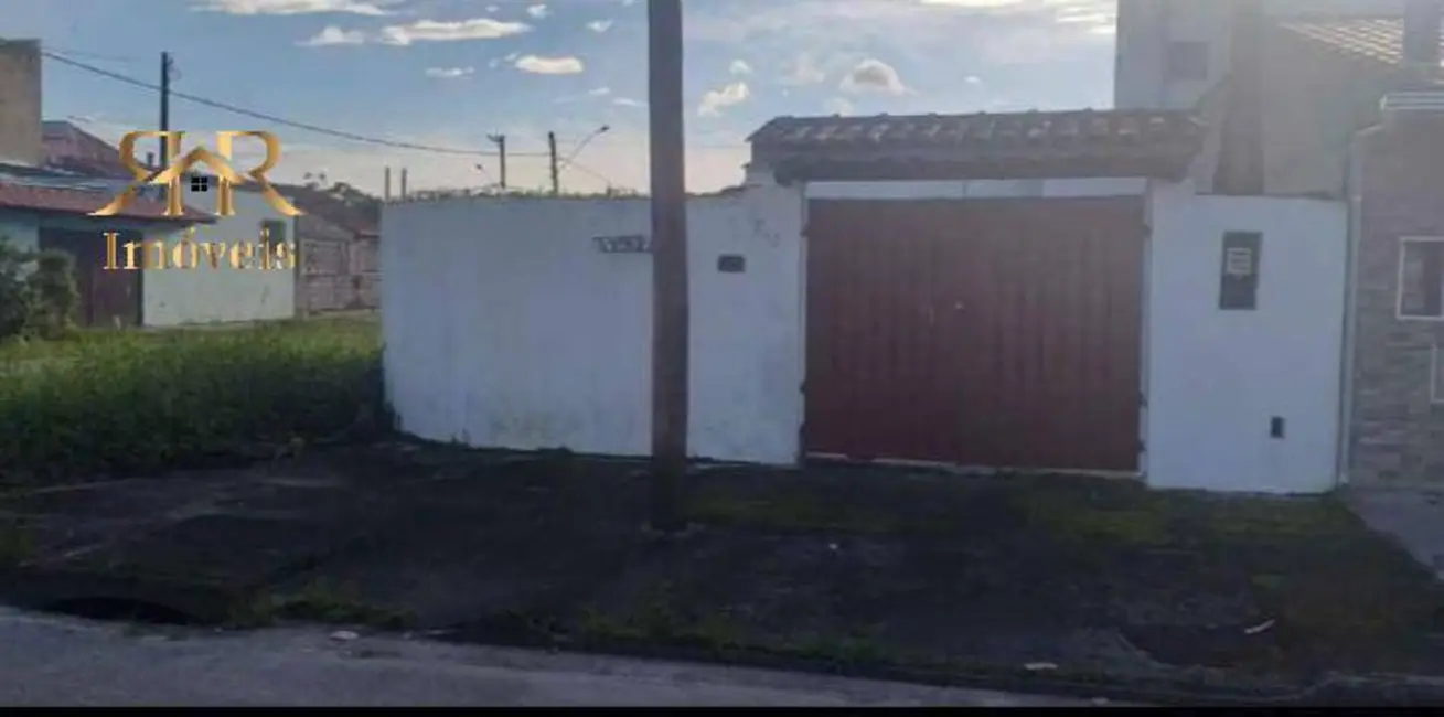 Foto 1 de Casa com 1 quarto à venda, 90m2 em Itanhaem - SP