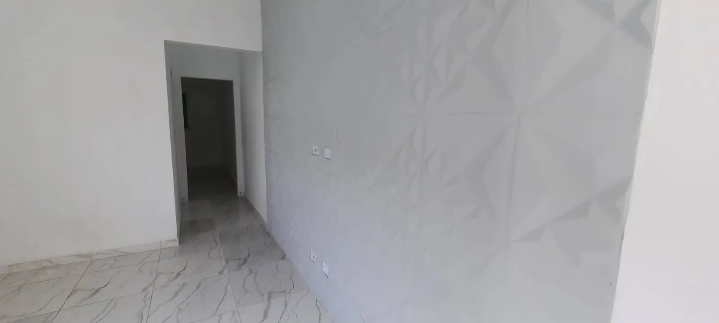 Foto 9 de Casa com 2 quartos à venda, 65m2 em Itanhaem - SP