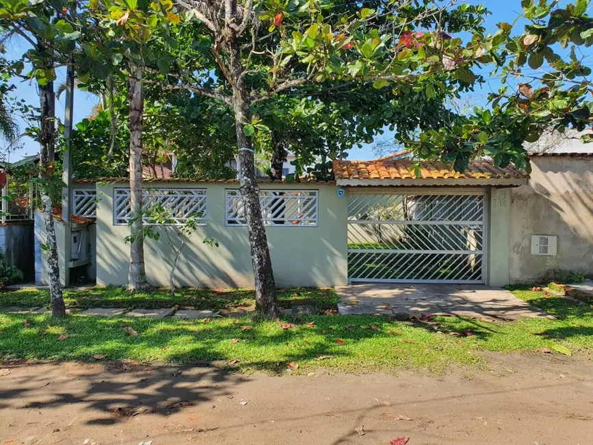 Foto 1 de Casa com 3 quartos à venda, 141m2 em Itanhaem - SP