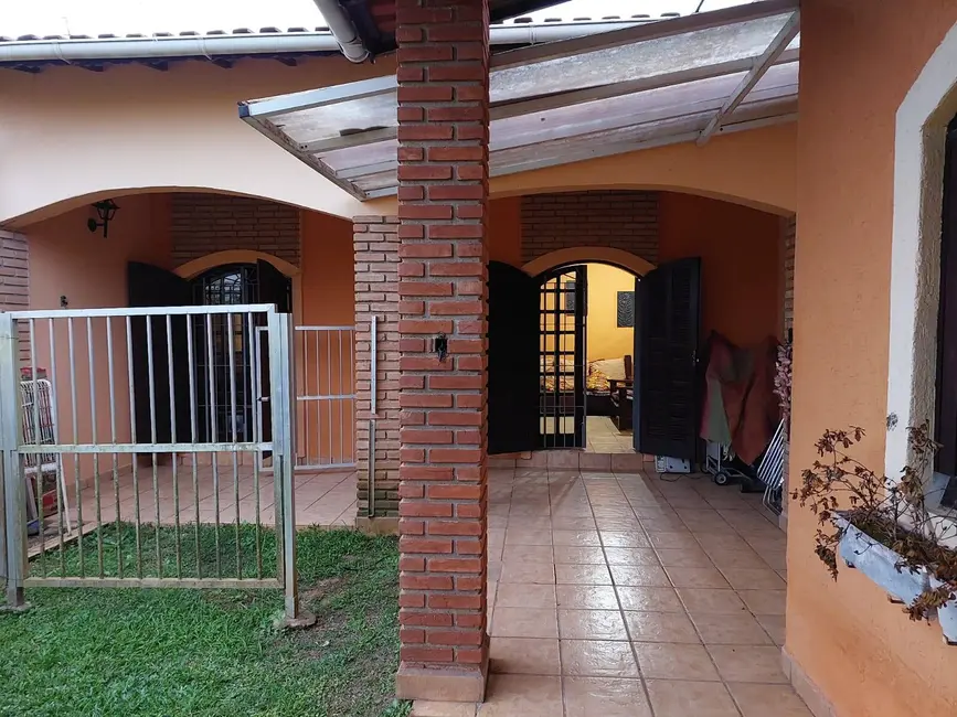 Foto 8 de Casa com 4 quartos à venda, 380m2 em Itanhaem - SP