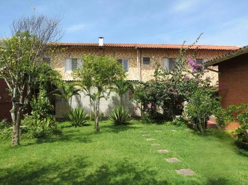 Pousada com 10 quartos à venda, 486m2 em Itanhaem - SP - imagem 7 Foto 7 de Pousada com 10 quartos à venda, 486m2 em Itanhaem - SP