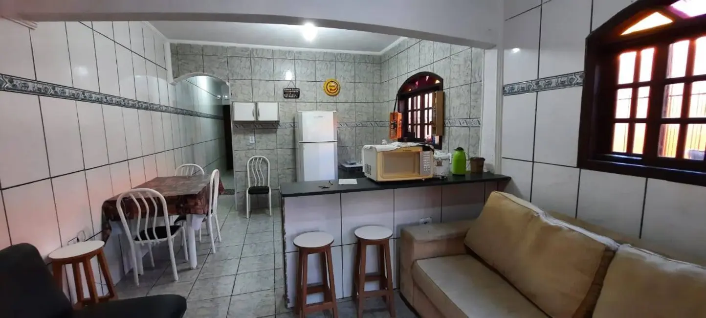 Foto 3 de Casa com 2 quartos à venda, 91m2 em Itanhaem - SP