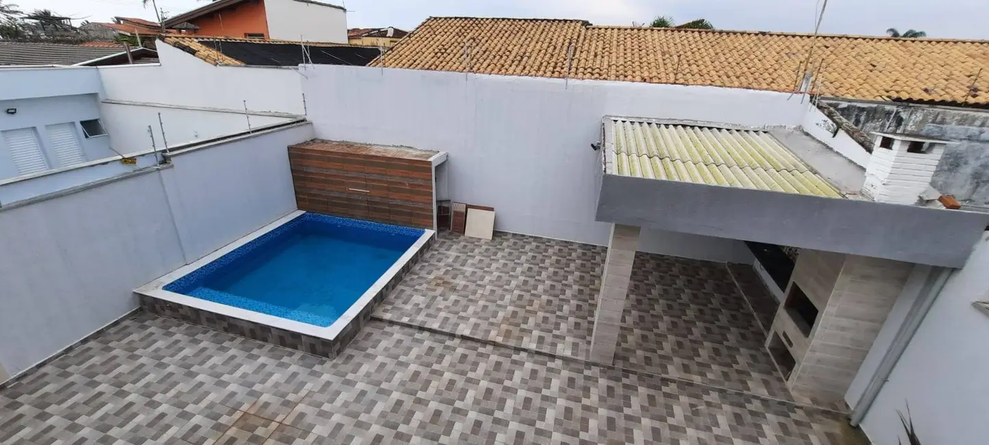 Foto 7 de Casa com 4 quartos à venda, 310m2 em Itanhaem - SP